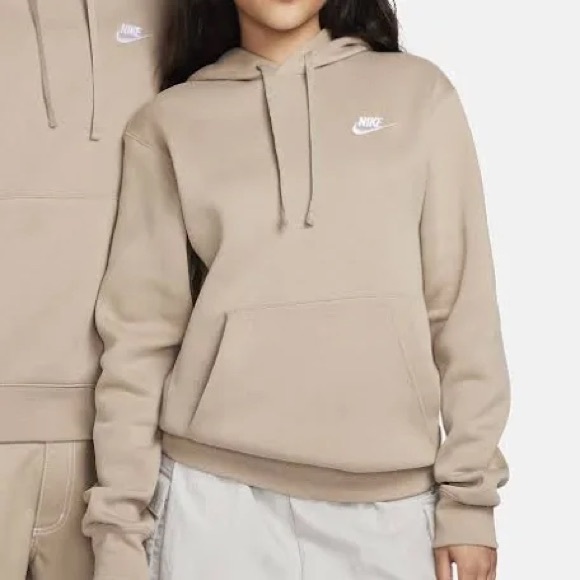 Nike Tops - Nike Women's‎ Beige Hoodie